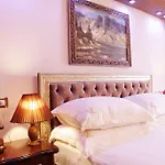 Boutique Fernando Tirana
