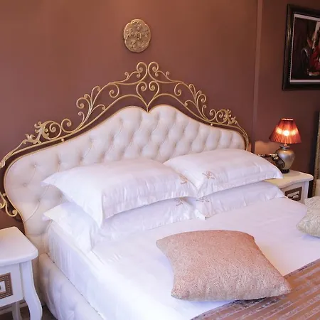 Szálloda Boutique Fernando Tirana