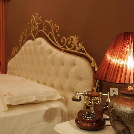 Boutique Fernando Szálloda Tirana